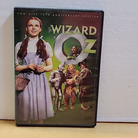 Wizard of Oz vhs and dvds, Return of Oz vhs + paperback book. - Picture 6 of 9